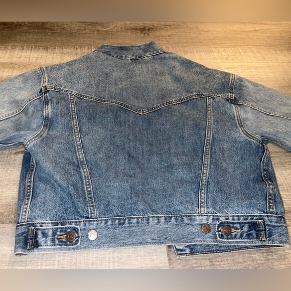 Vintage Levi’s denim jacket - Picture 6 of 9